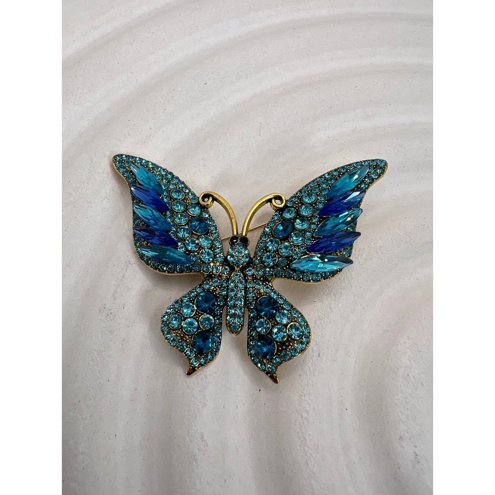 NWT Blue Rhinestone Butterfly Brooch Sparkle Crystal Pin Vintage Style